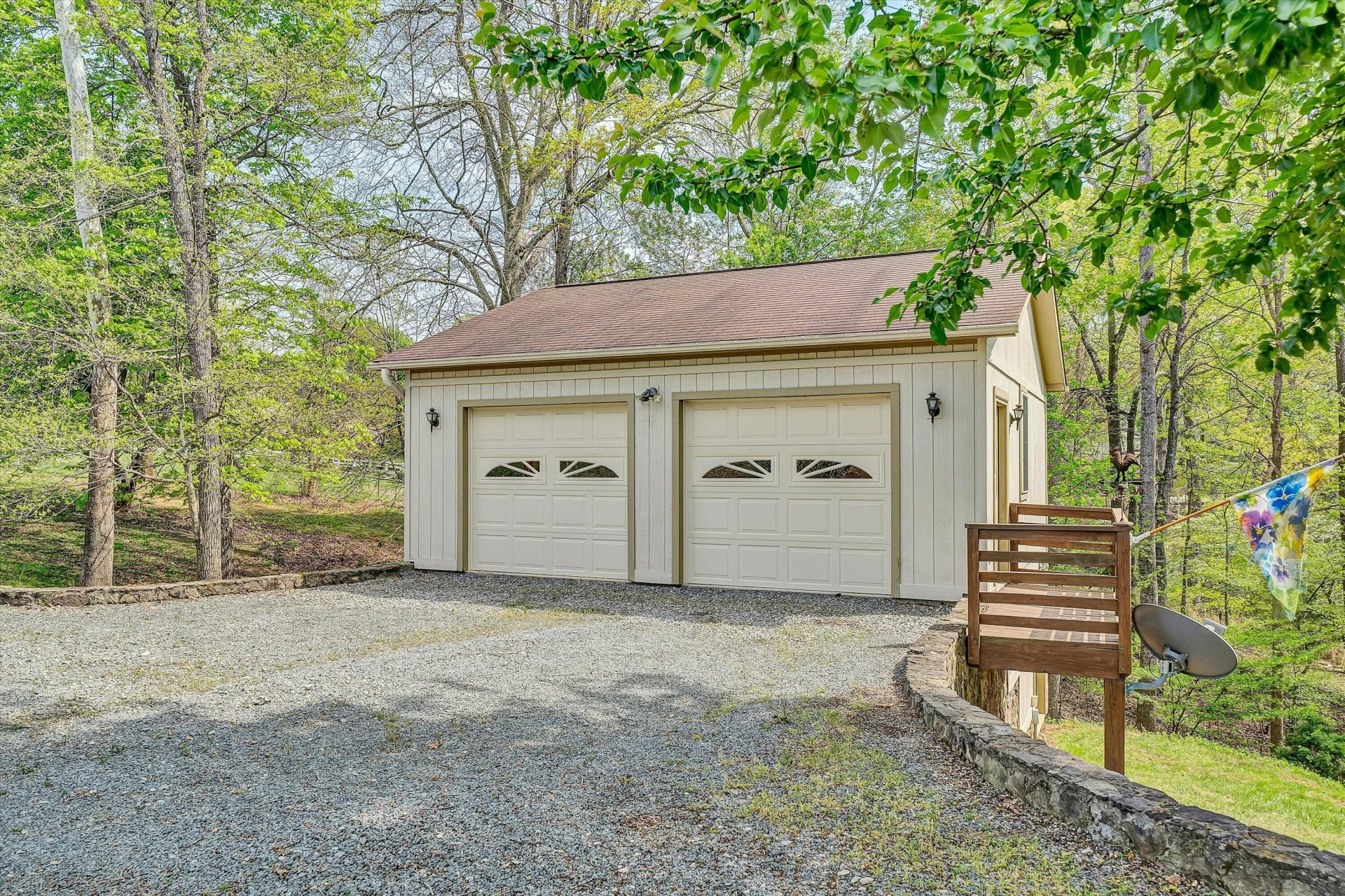 259 Brooks Point LN - Photo 51