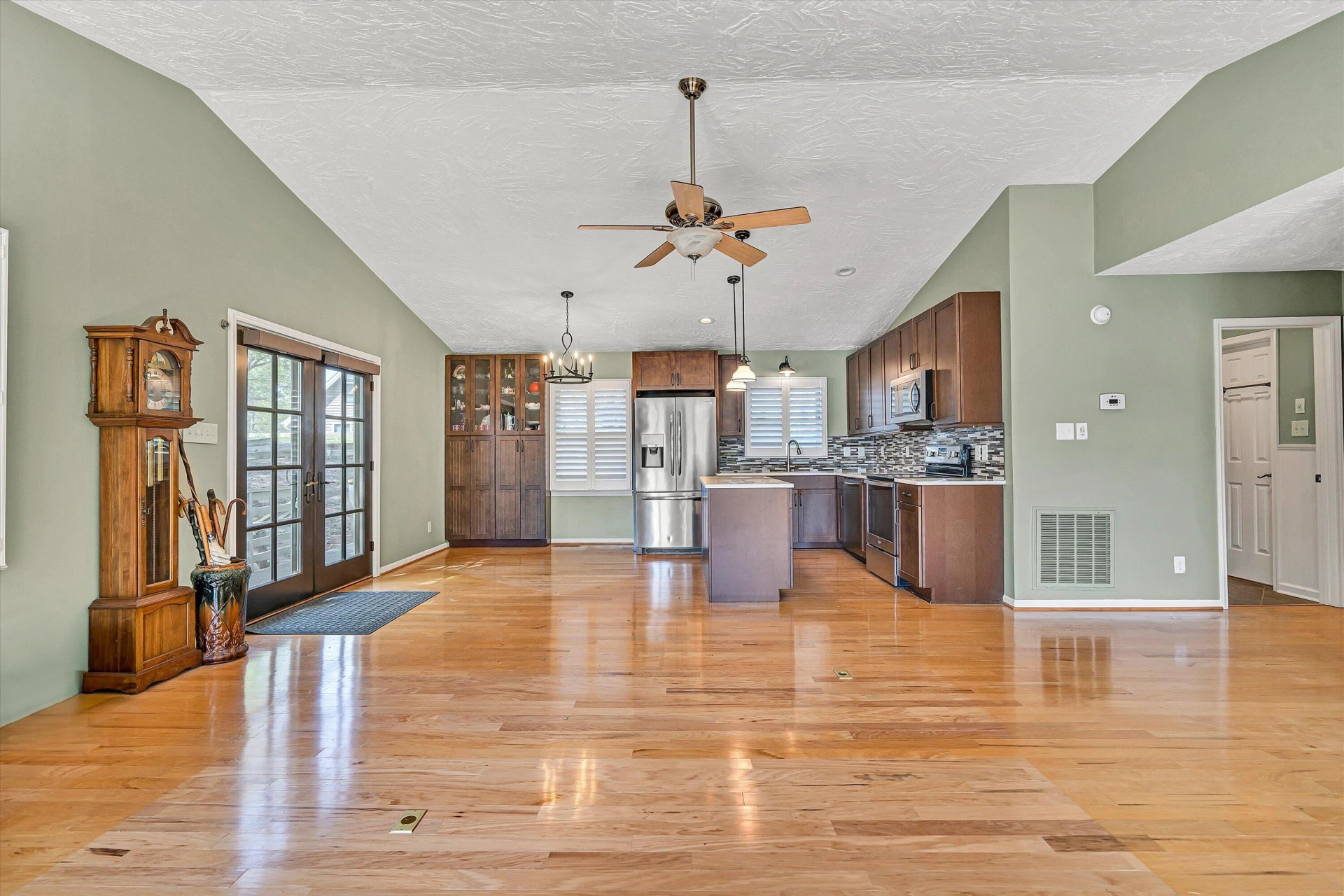259 Brooks Point LN - Photo 9