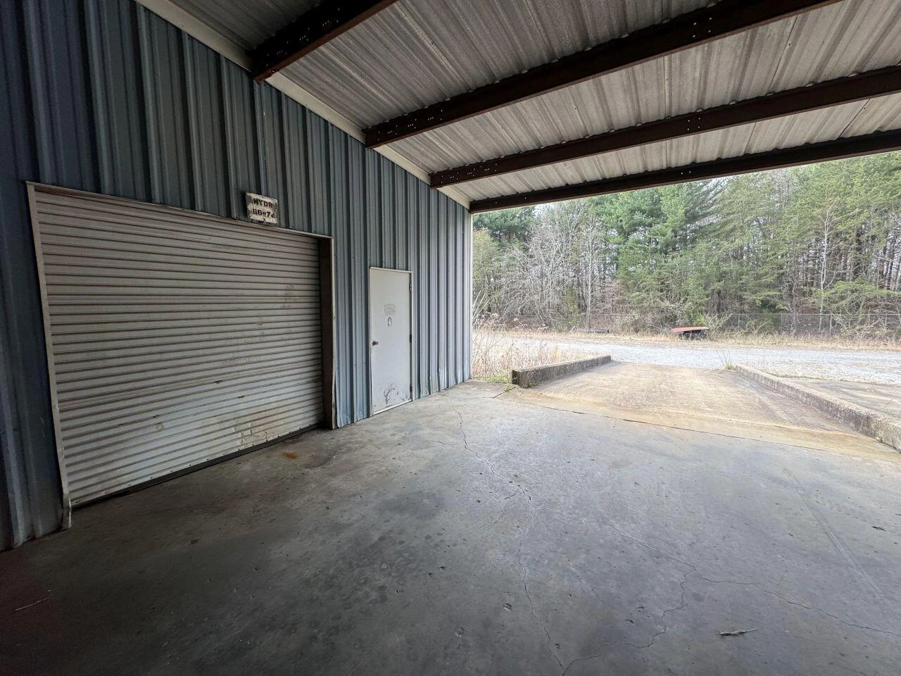 576 Kelly Creek RD - Photo 2