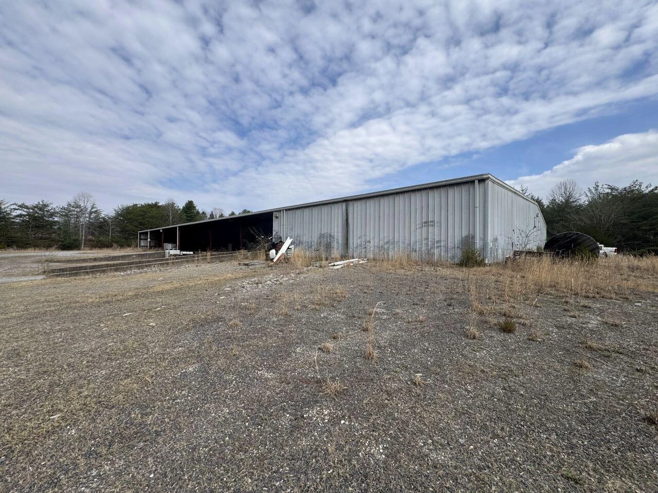 576 Kelly Creek RD - Photo 3