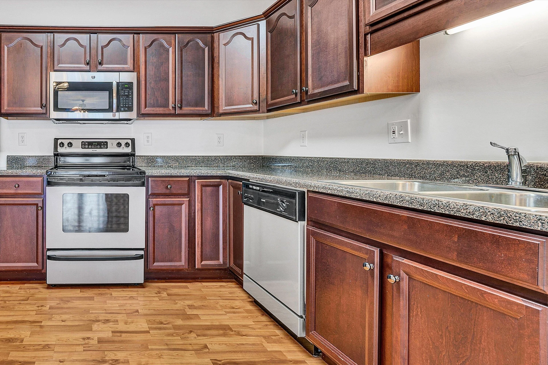 2505 Feather Garden CIR - Photo 12