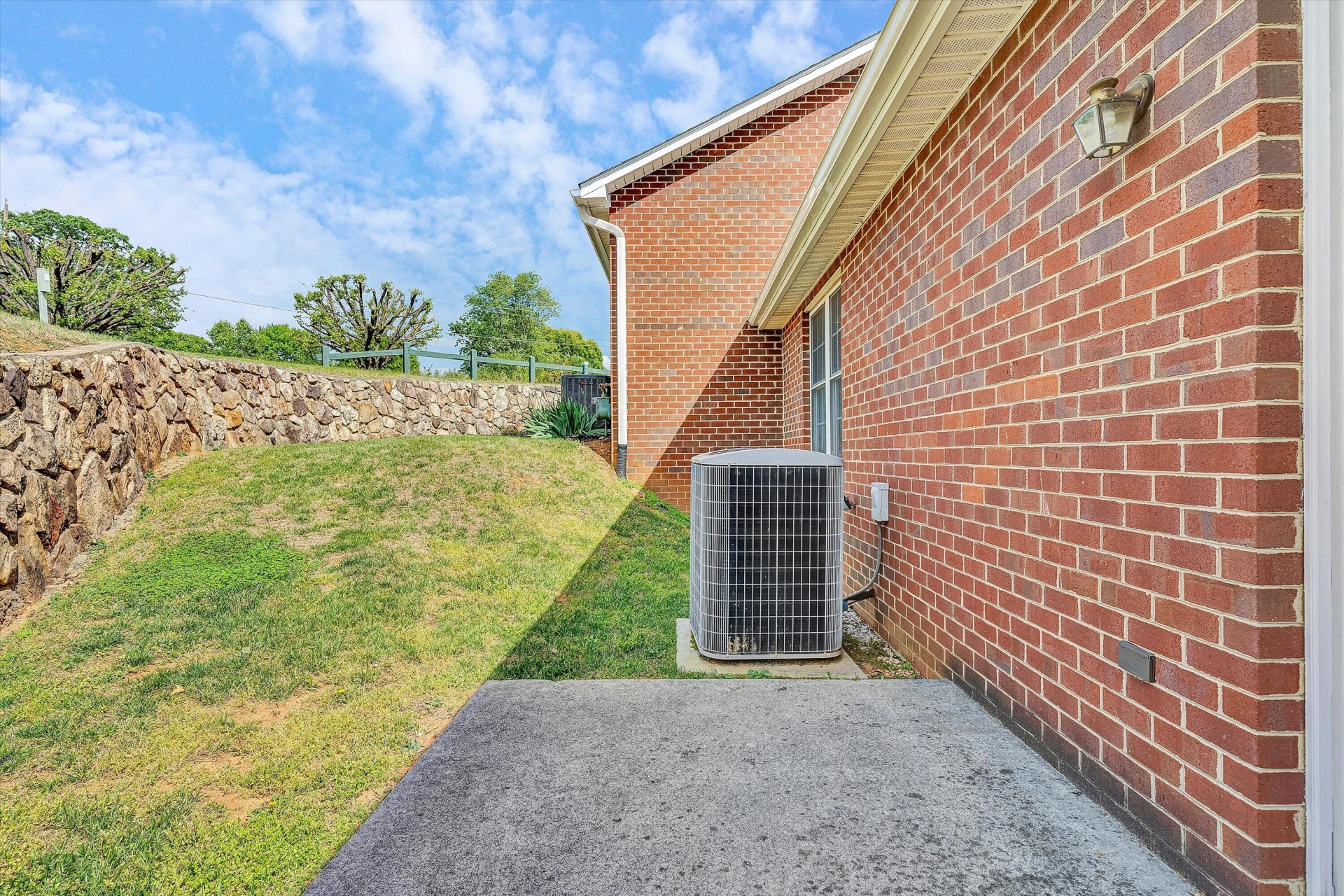 2505 Feather Garden CIR - Photo 17