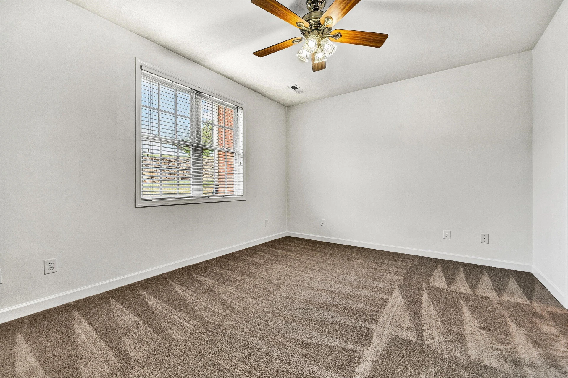 2505 Feather Garden CIR - Photo 20