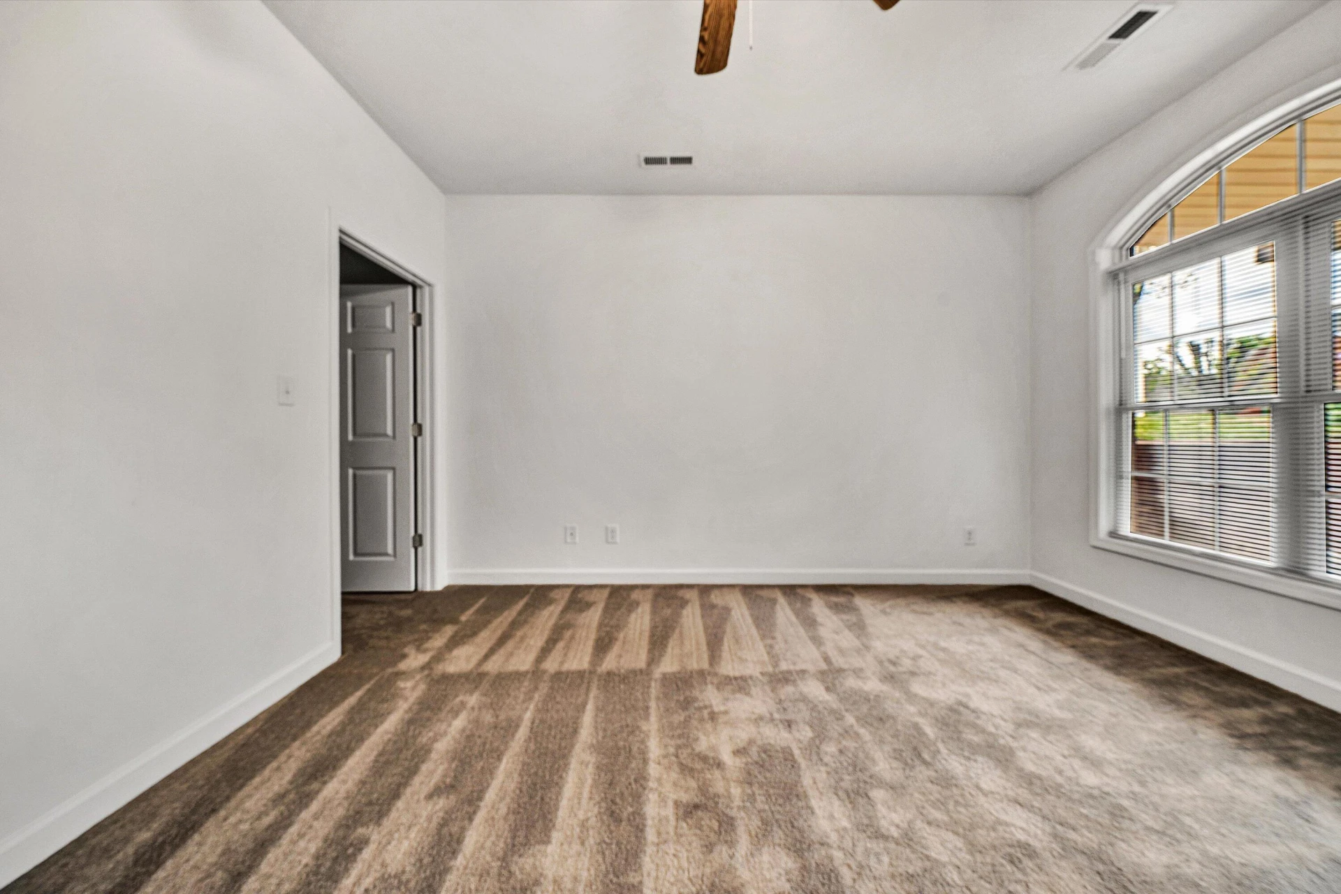 2505 Feather Garden CIR - Photo 8