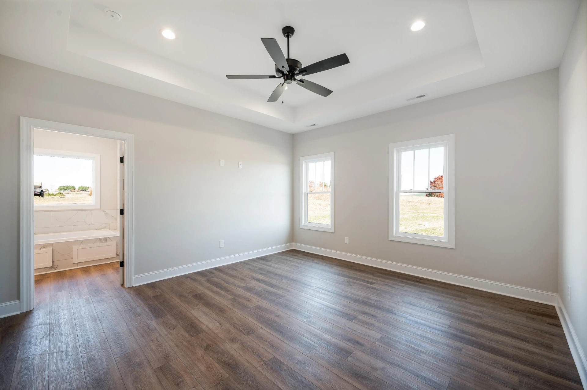 10402 Leesville RD - Photo 10