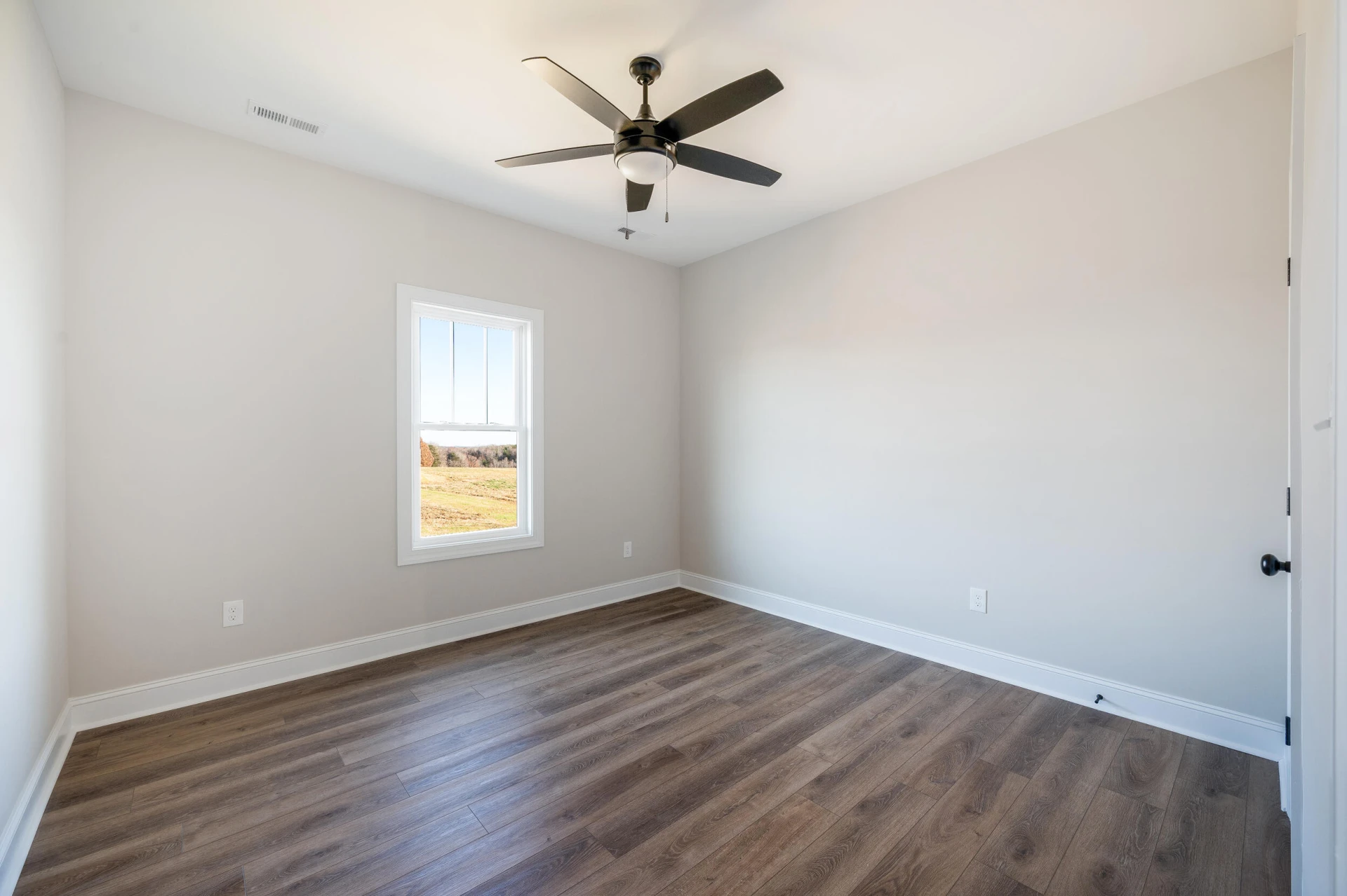 10402 Leesville RD - Photo 24