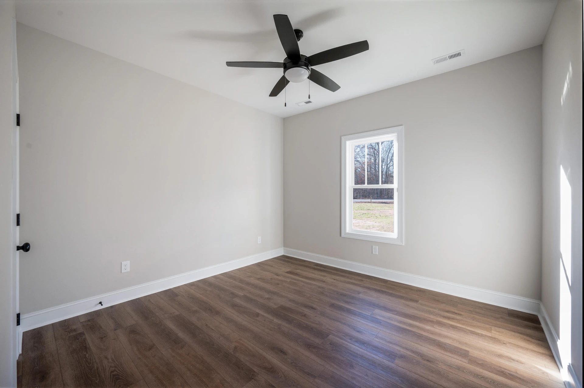 10402 Leesville RD - Photo 26