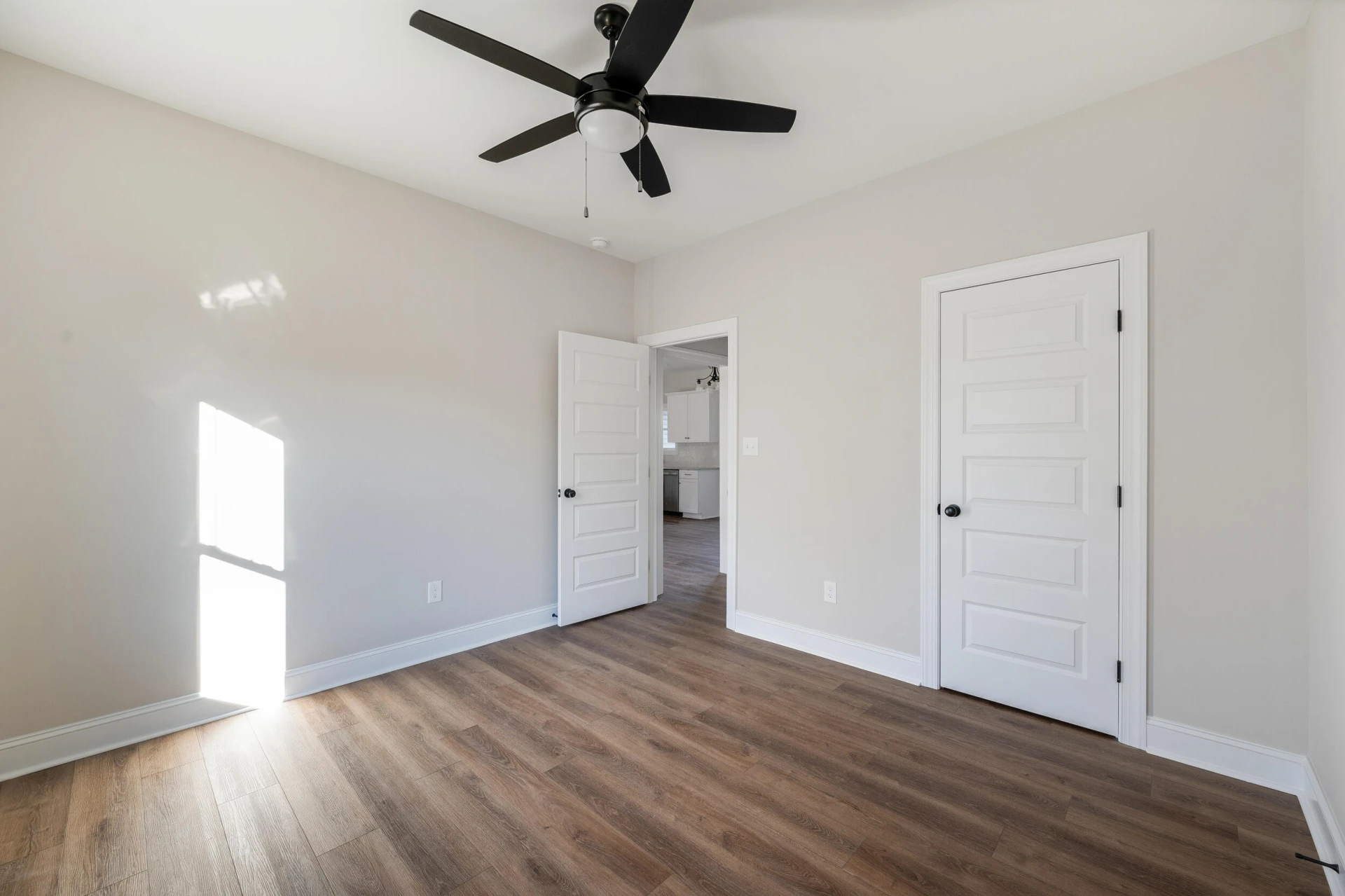 10402 Leesville RD - Photo 27