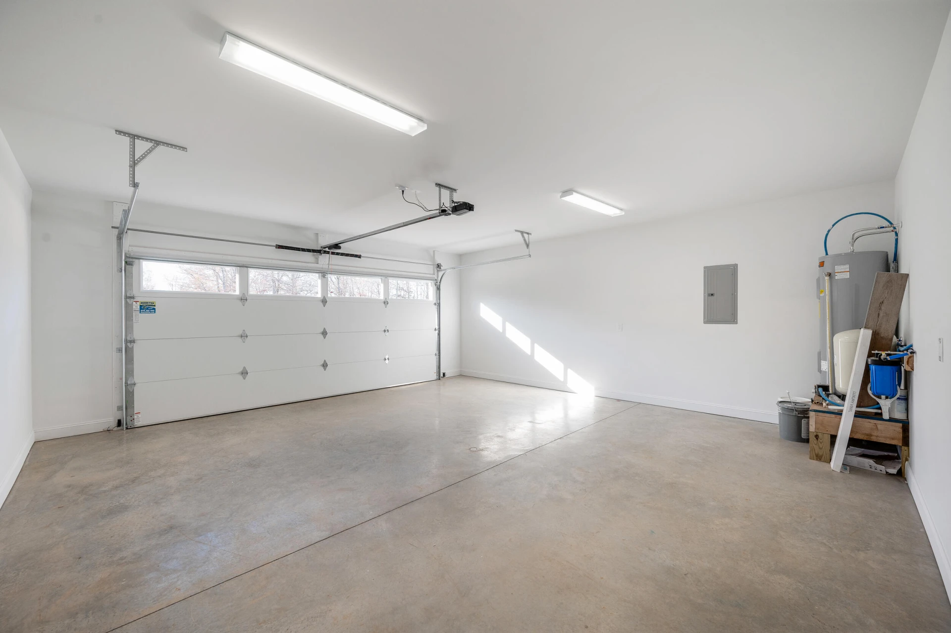 10402 Leesville RD - Photo 28