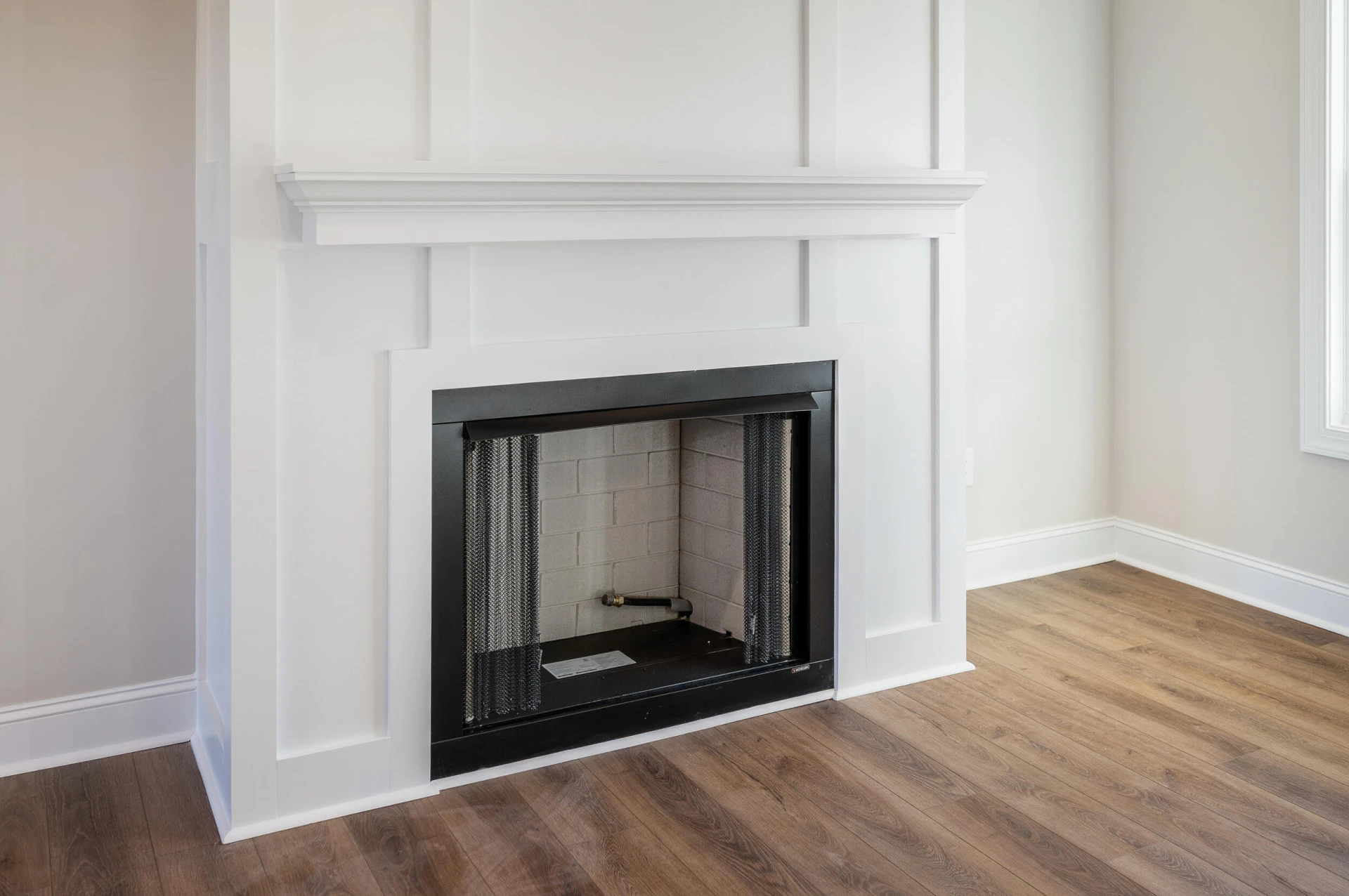 10402 Leesville RD - Photo 4