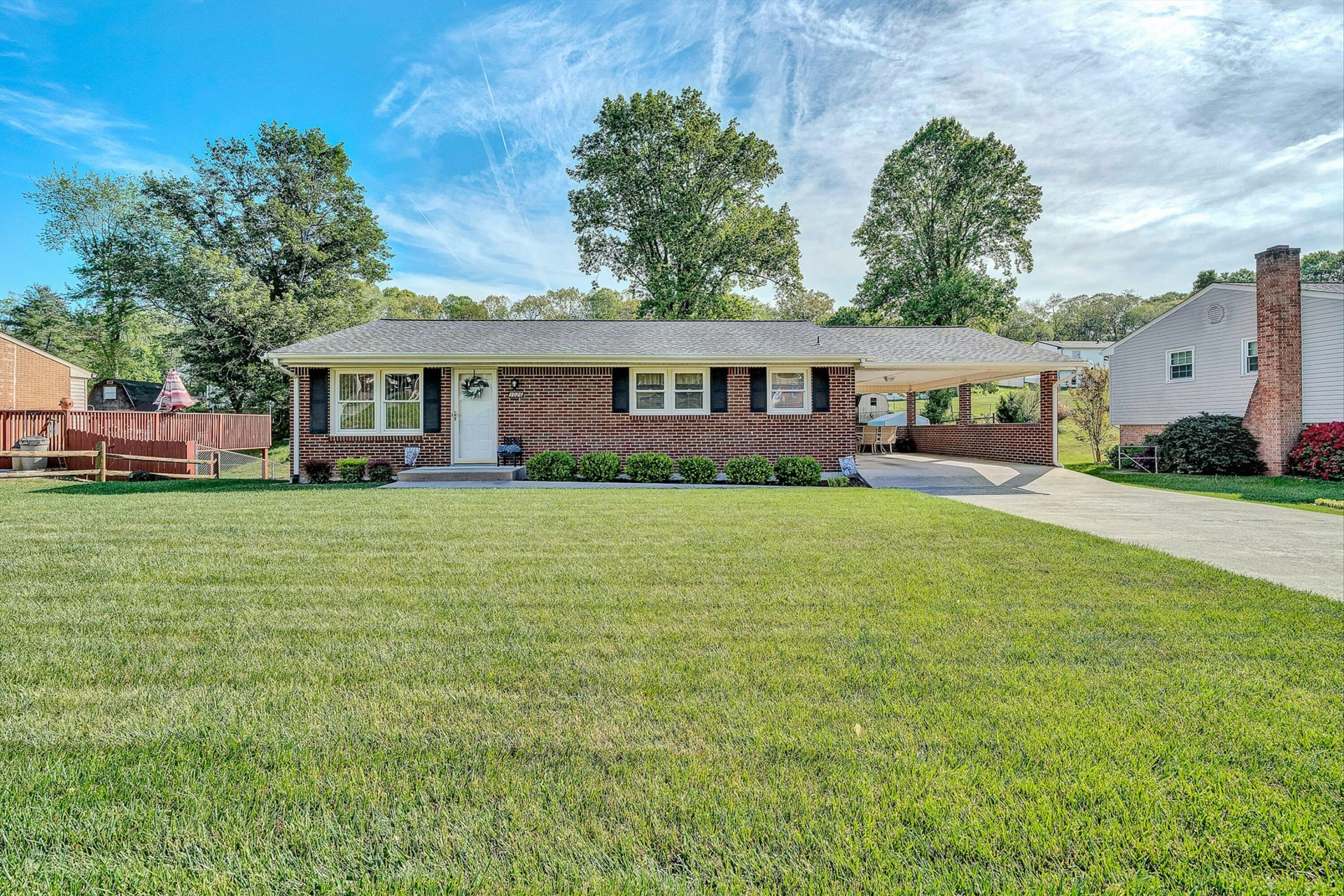 3026 Pebble DR