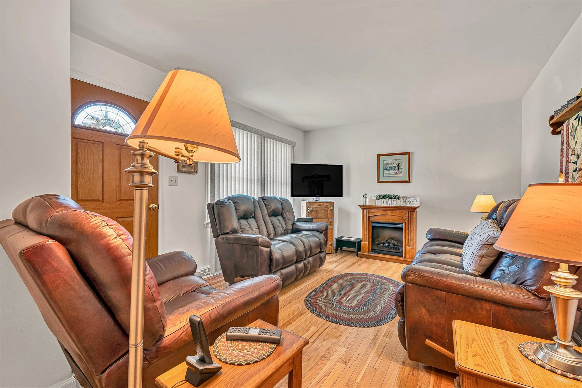 3026 Pebble DR - Photo 4