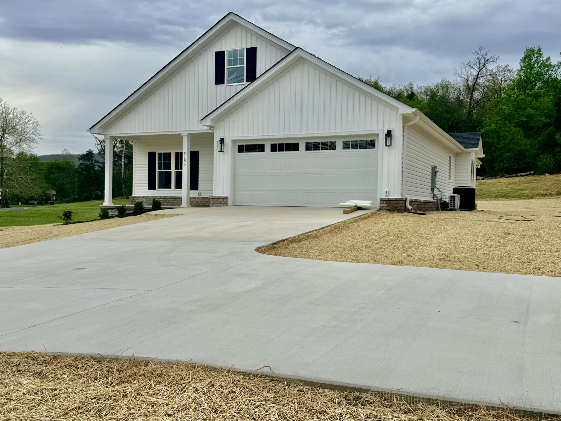5185 Cove RD - Photo 2