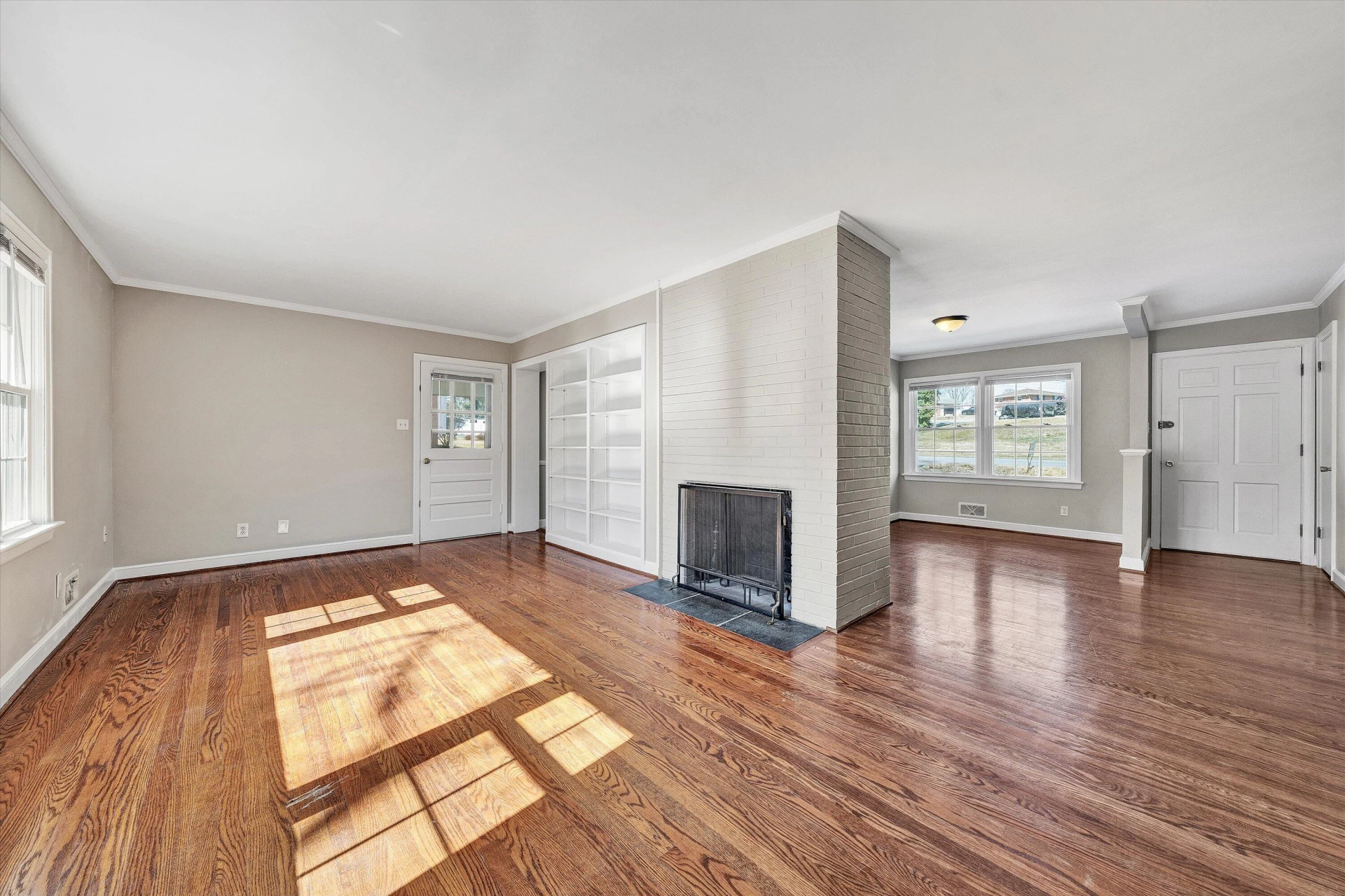 2031 Bridle LN - Photo 11