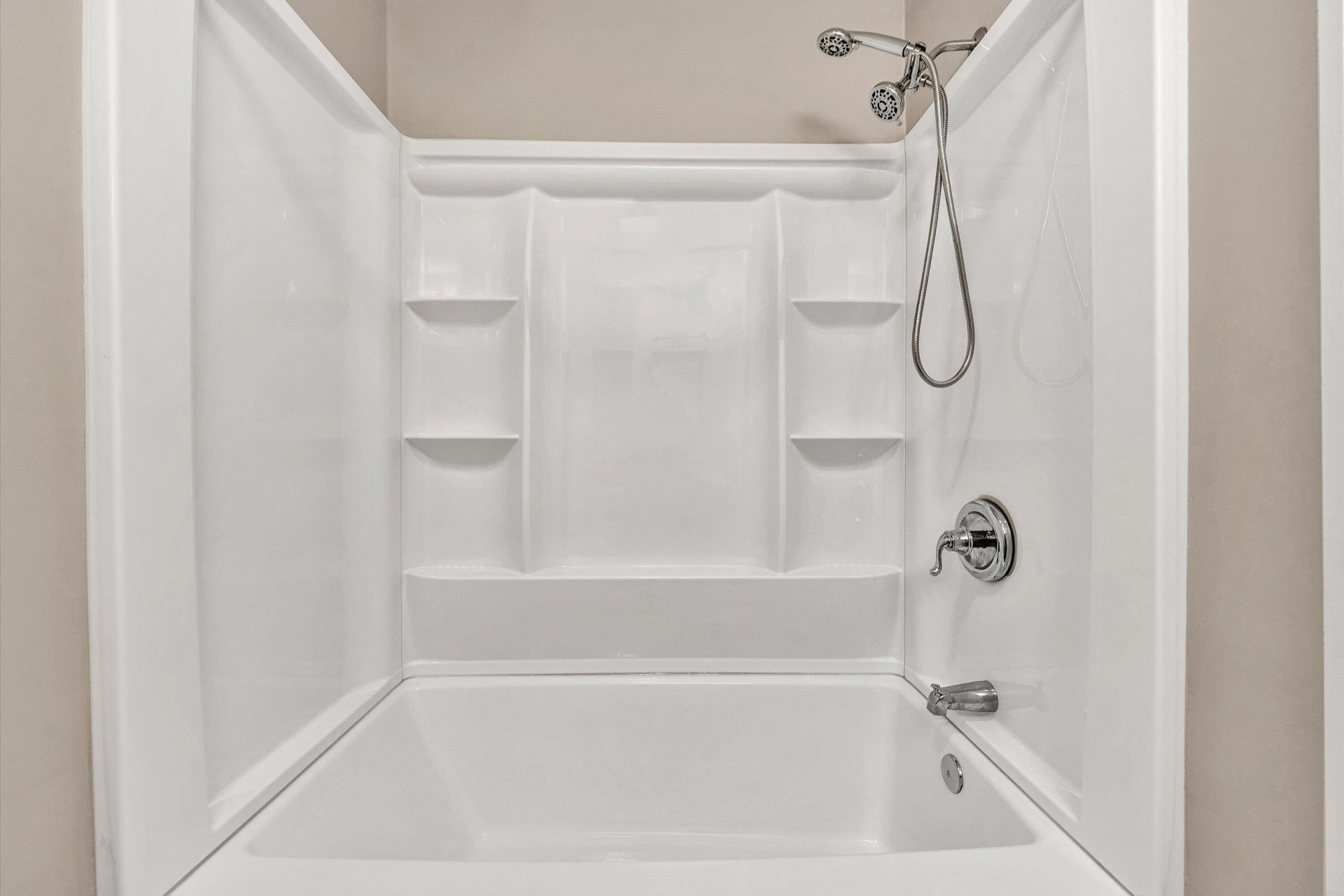 2031 Bridle LN - Photo 14