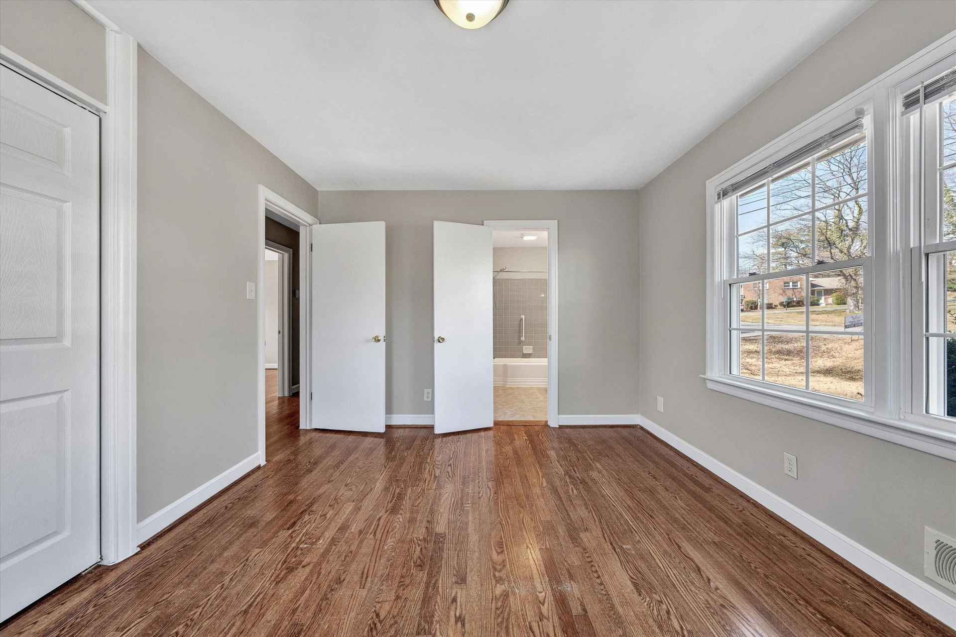 2031 Bridle LN - Photo 18