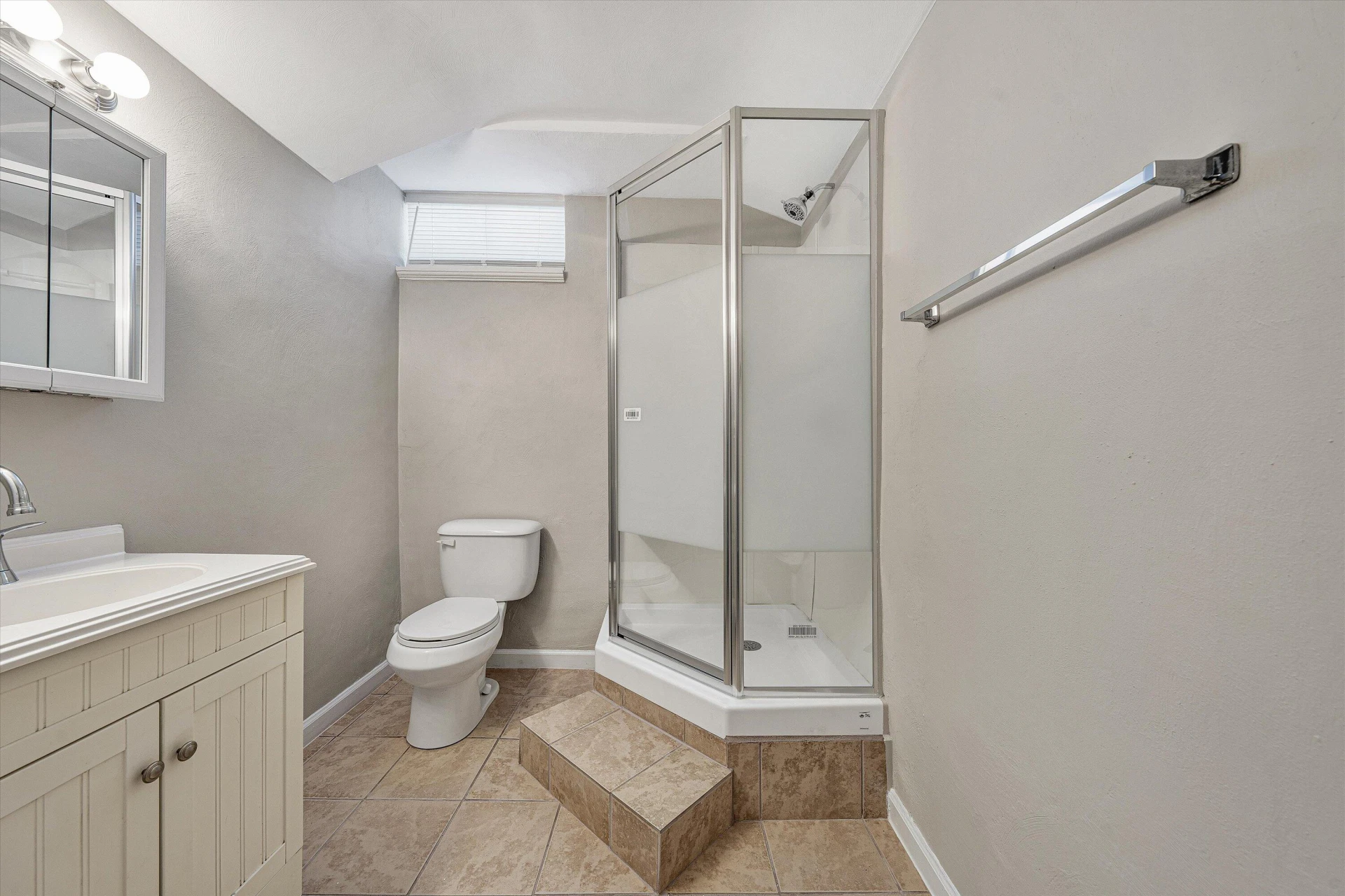 2031 Bridle LN - Photo 25