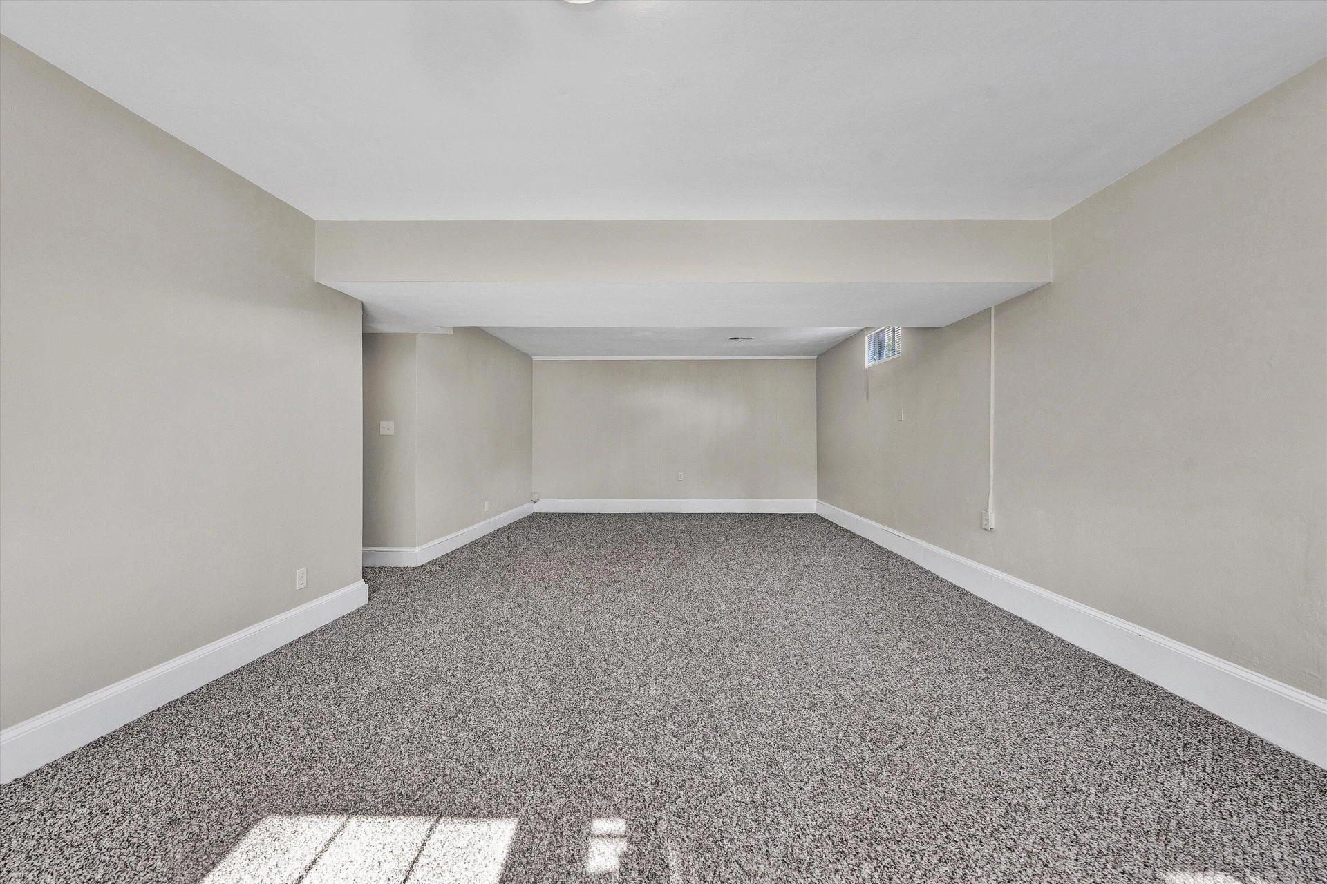 2031 Bridle LN - Photo 27