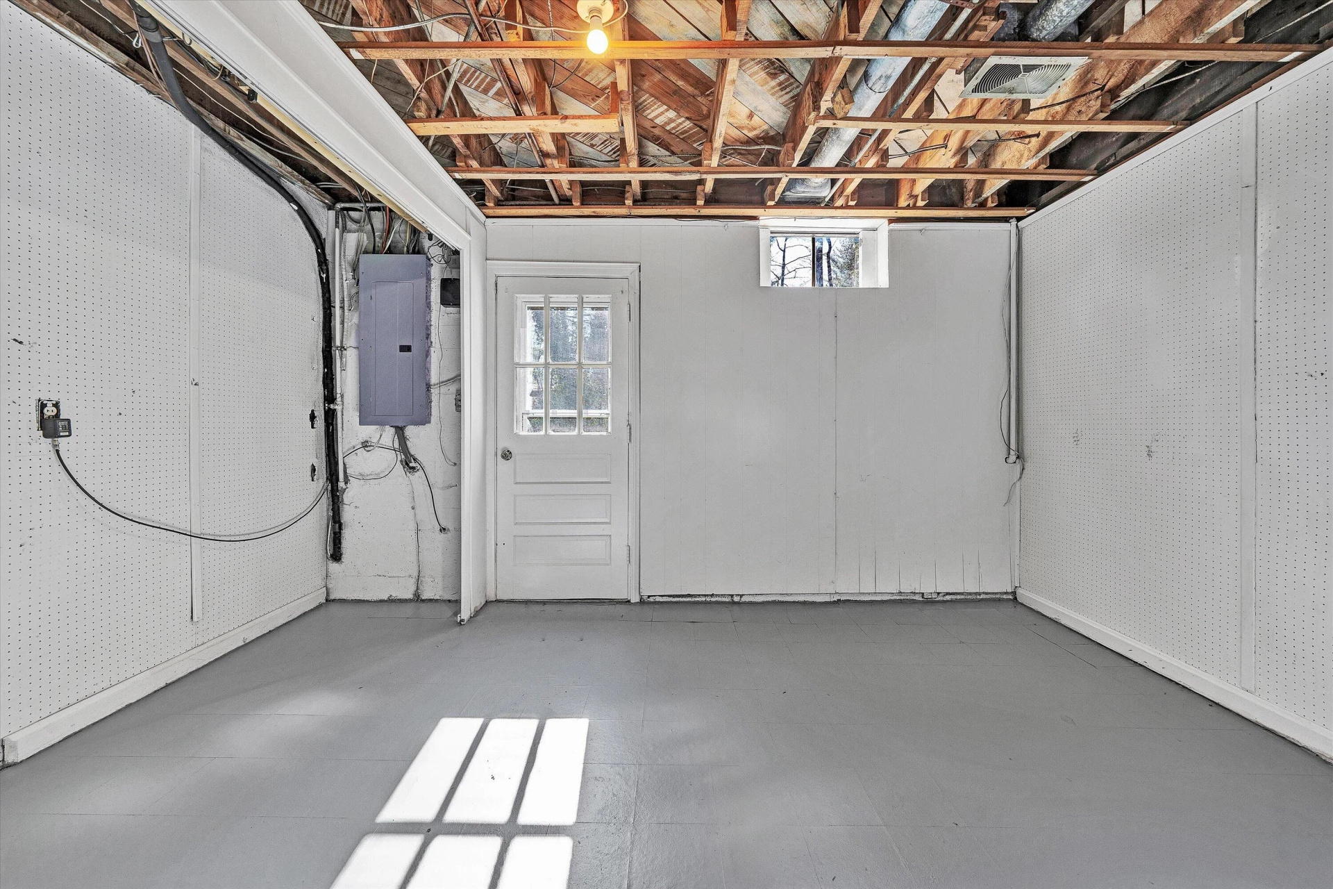 2031 Bridle LN - Photo 30