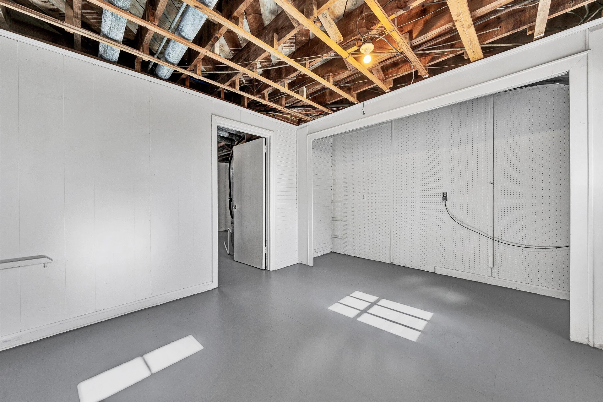 2031 Bridle LN - Photo 31