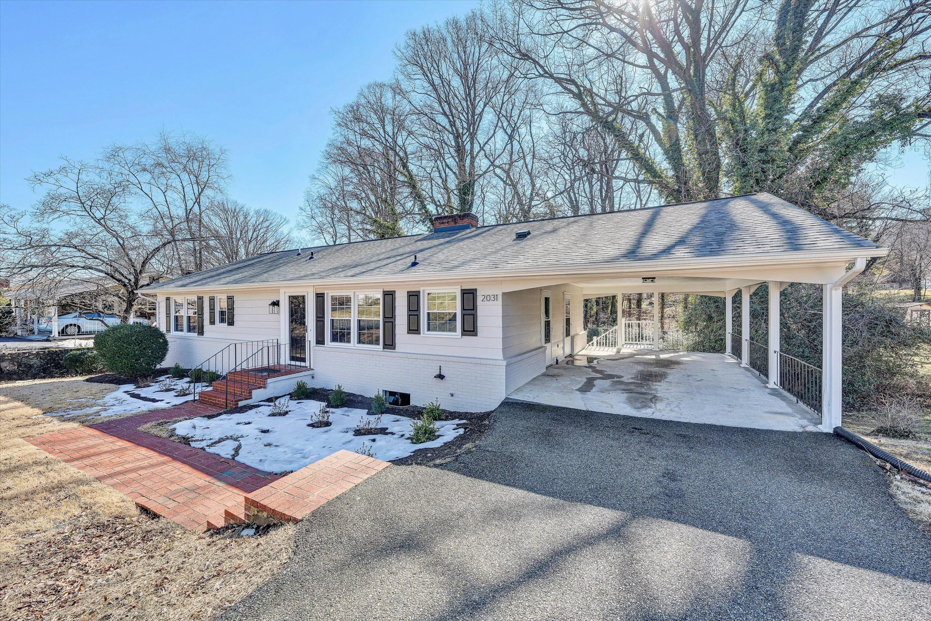 2031 Bridle LN - Photo 37