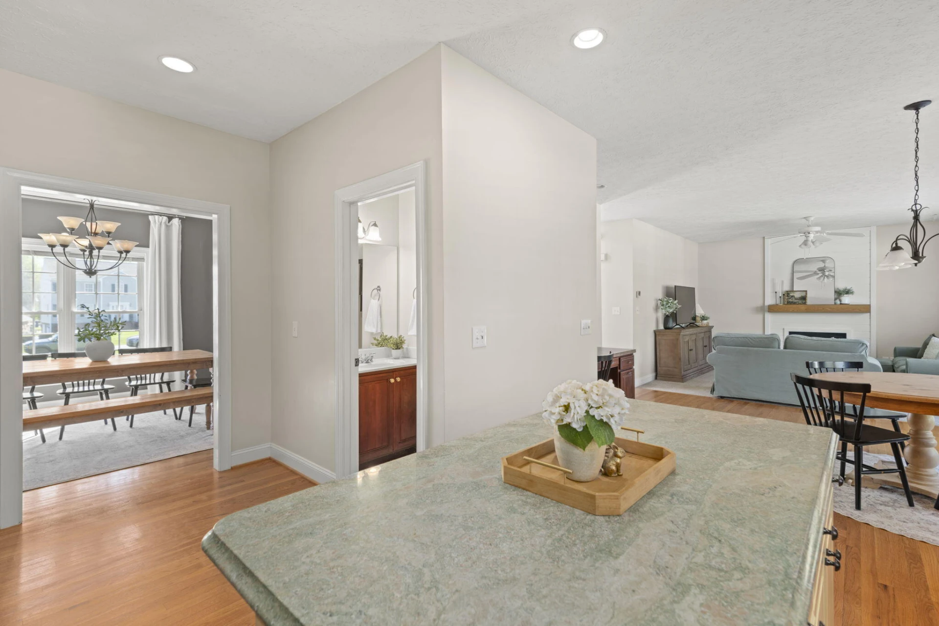 1164 Majestic Oaks DR - Photo 17