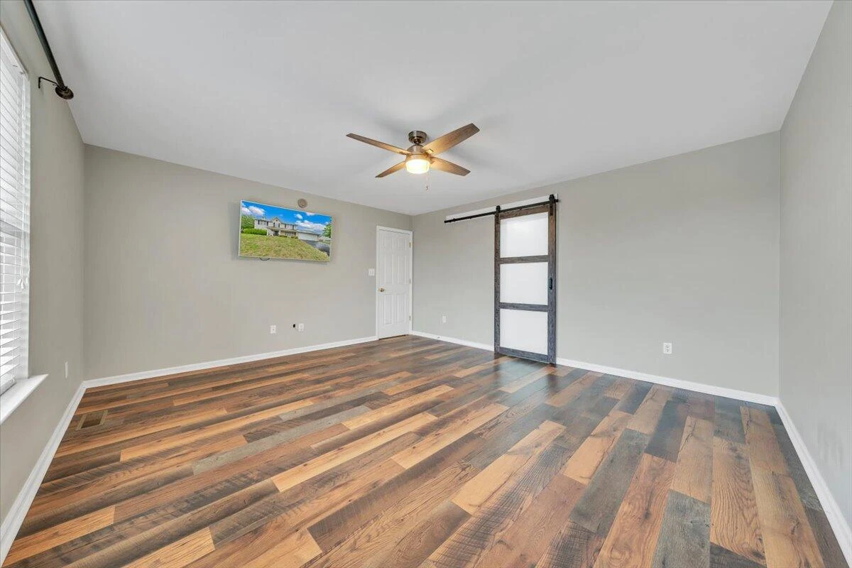 5914 Huntridge RD - Photo 37