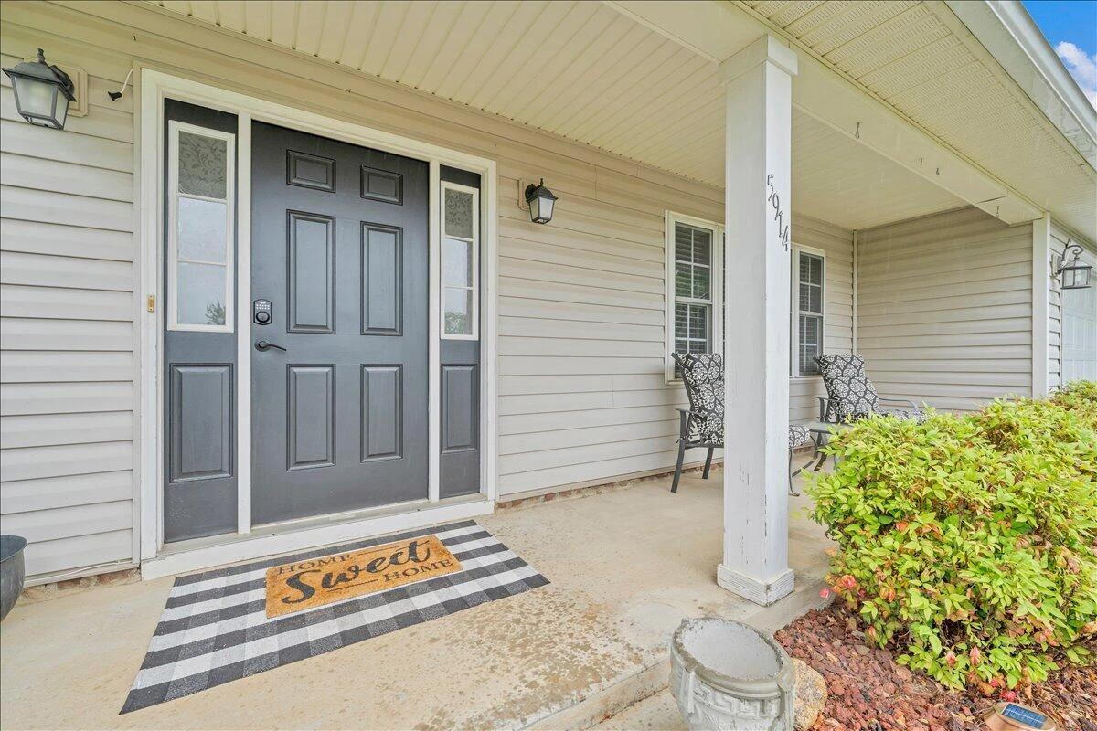 5914 Huntridge RD - Photo 4