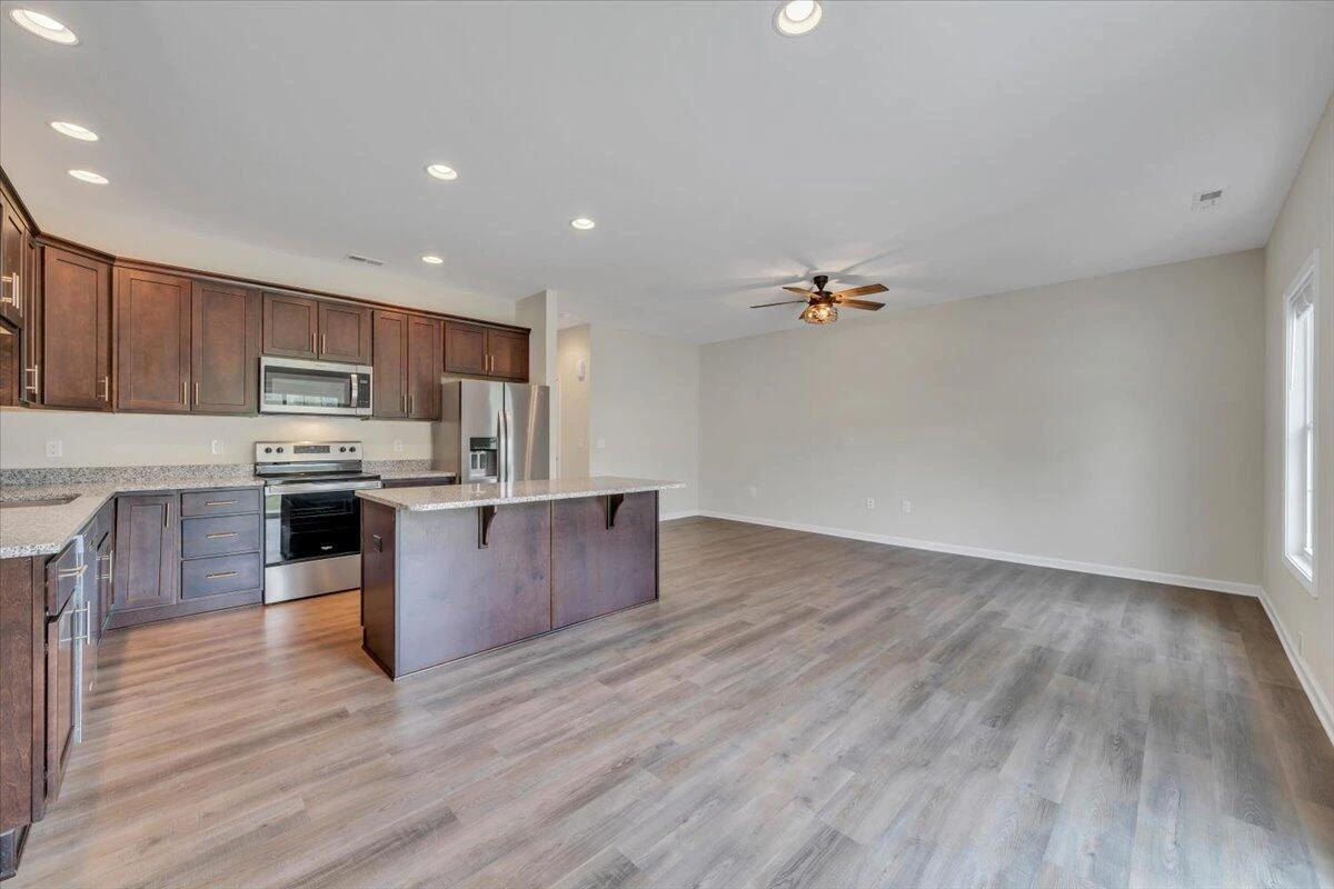 225 Louise LN - Photo 12