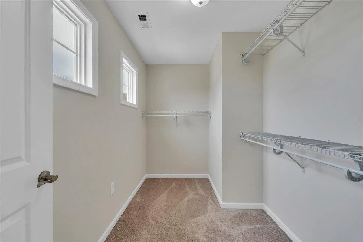 225 Louise LN - Photo 22
