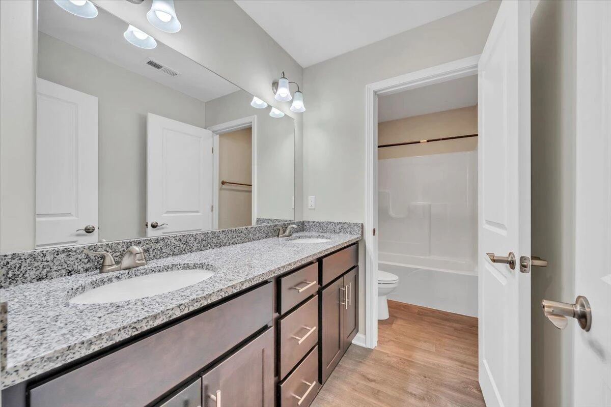 225 Louise LN - Photo 27