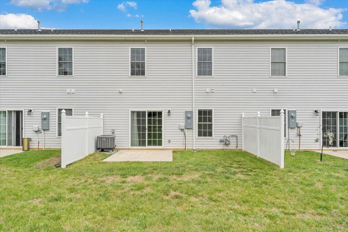 225 Louise LN - Photo 34