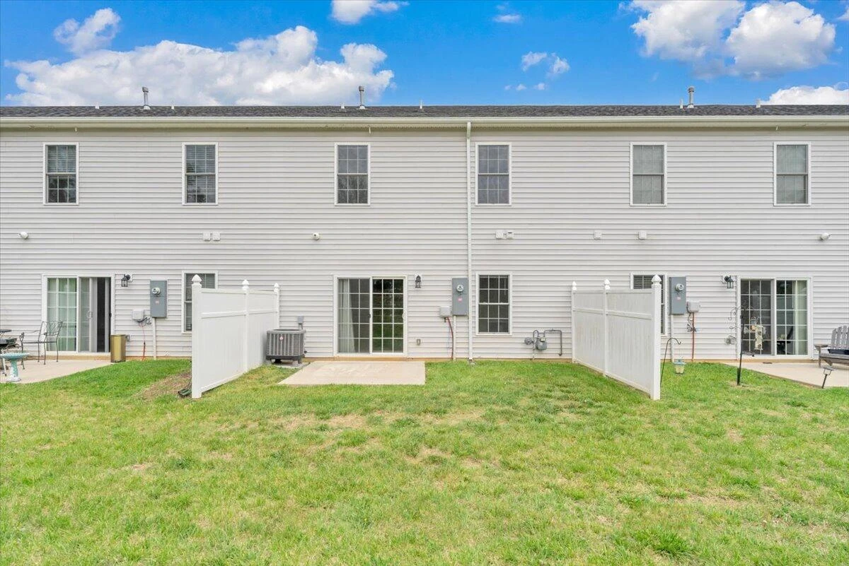 225 Louise LN - Photo 35