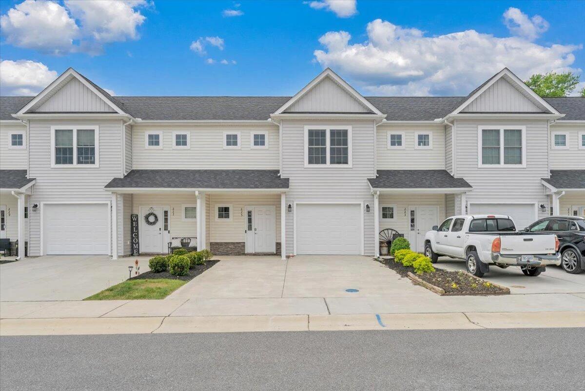 225 Louise LN - Photo 39