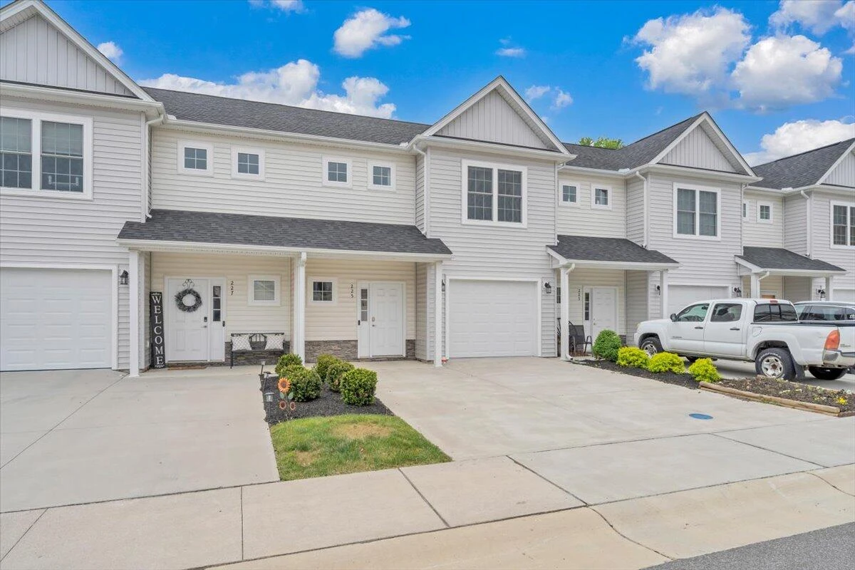 225 Louise LN - Photo 40