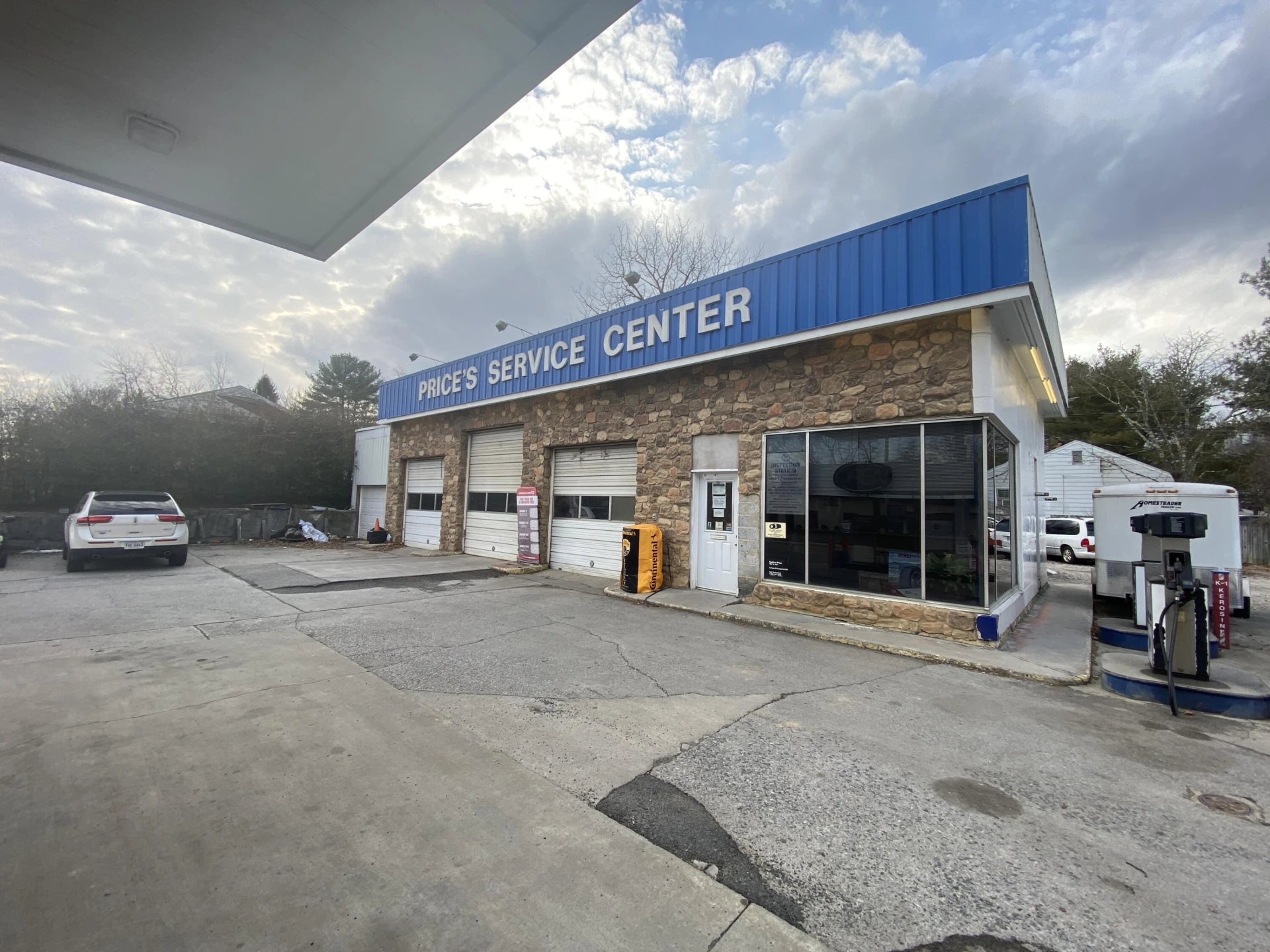 1107 N Main ST