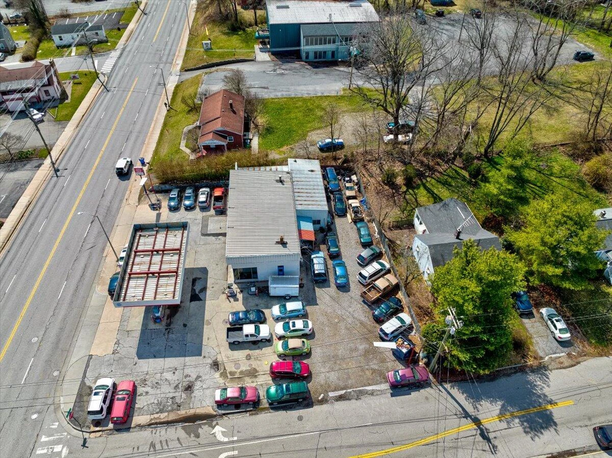 1107 N Main ST - Photo 16