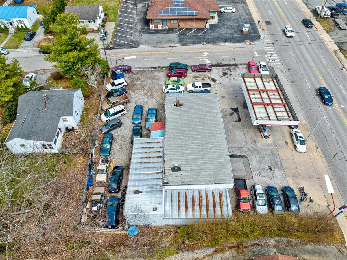 1107 N Main ST - Photo 22