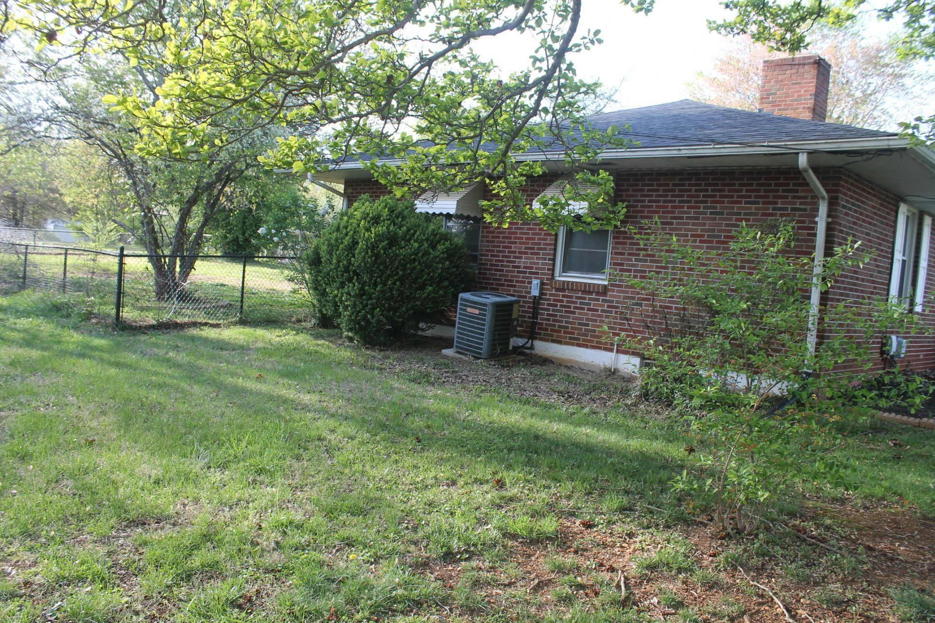 5292 Campbell Hwy - Photo 3