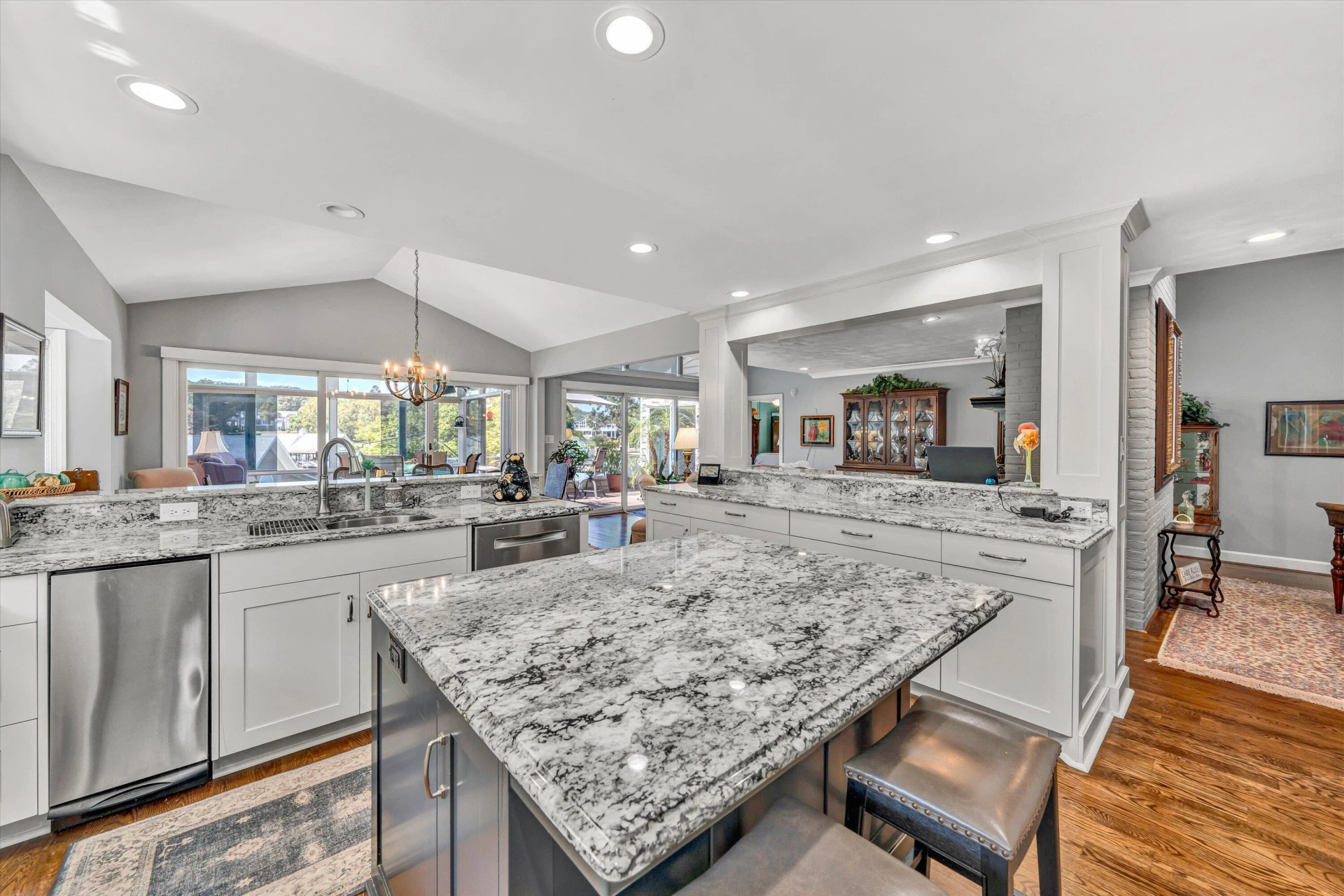 253 Island Green DR - Photo 18