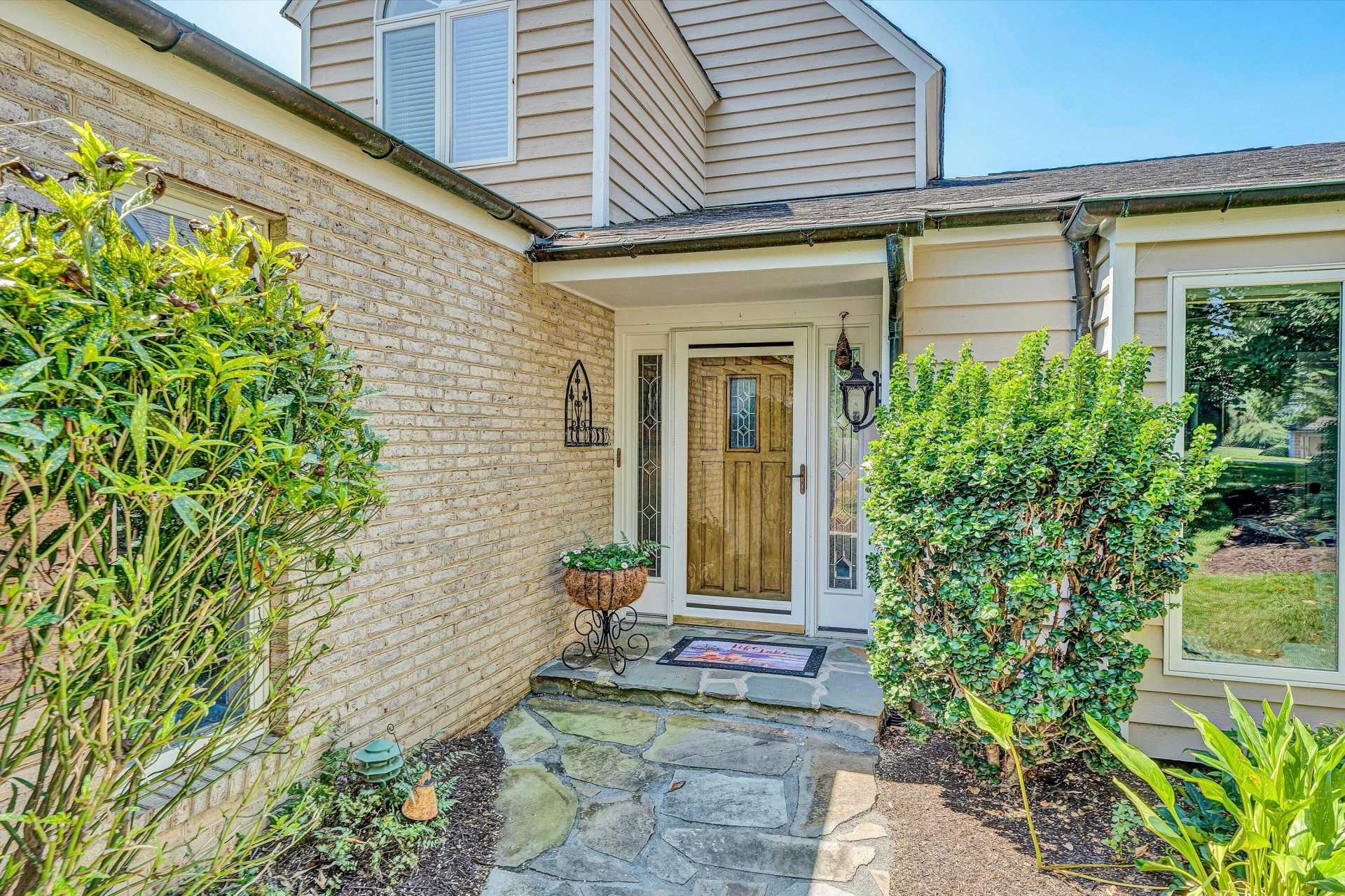 253 Island Green DR - Photo 4