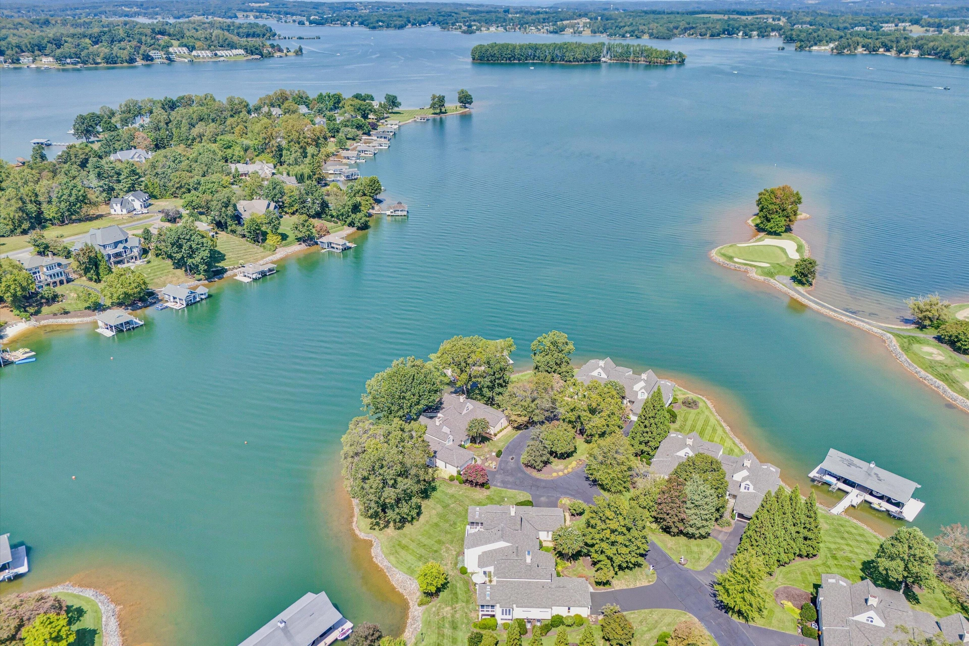 253 Island Green DR - Photo 55