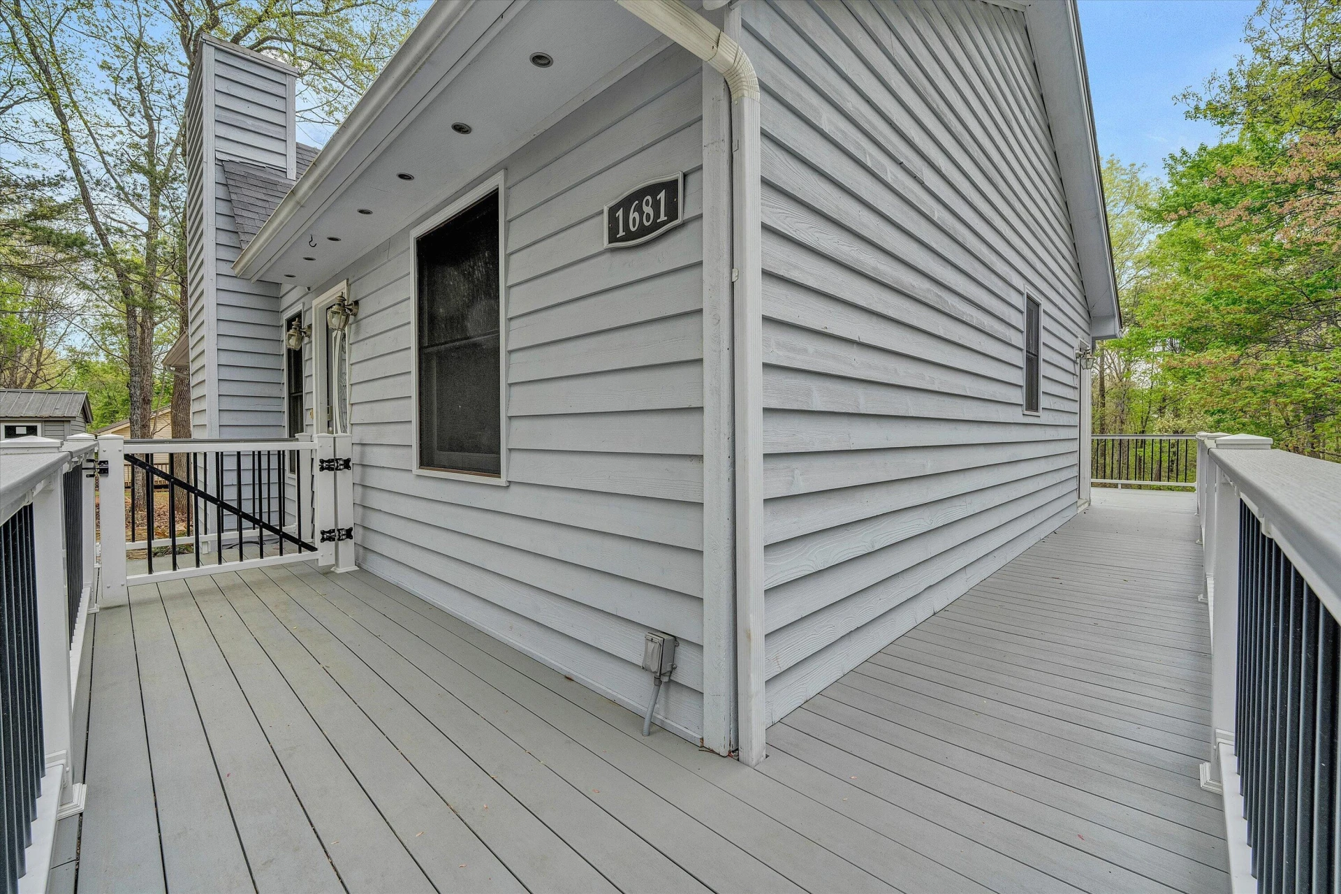1681 Diamond Hill RD - Photo 37