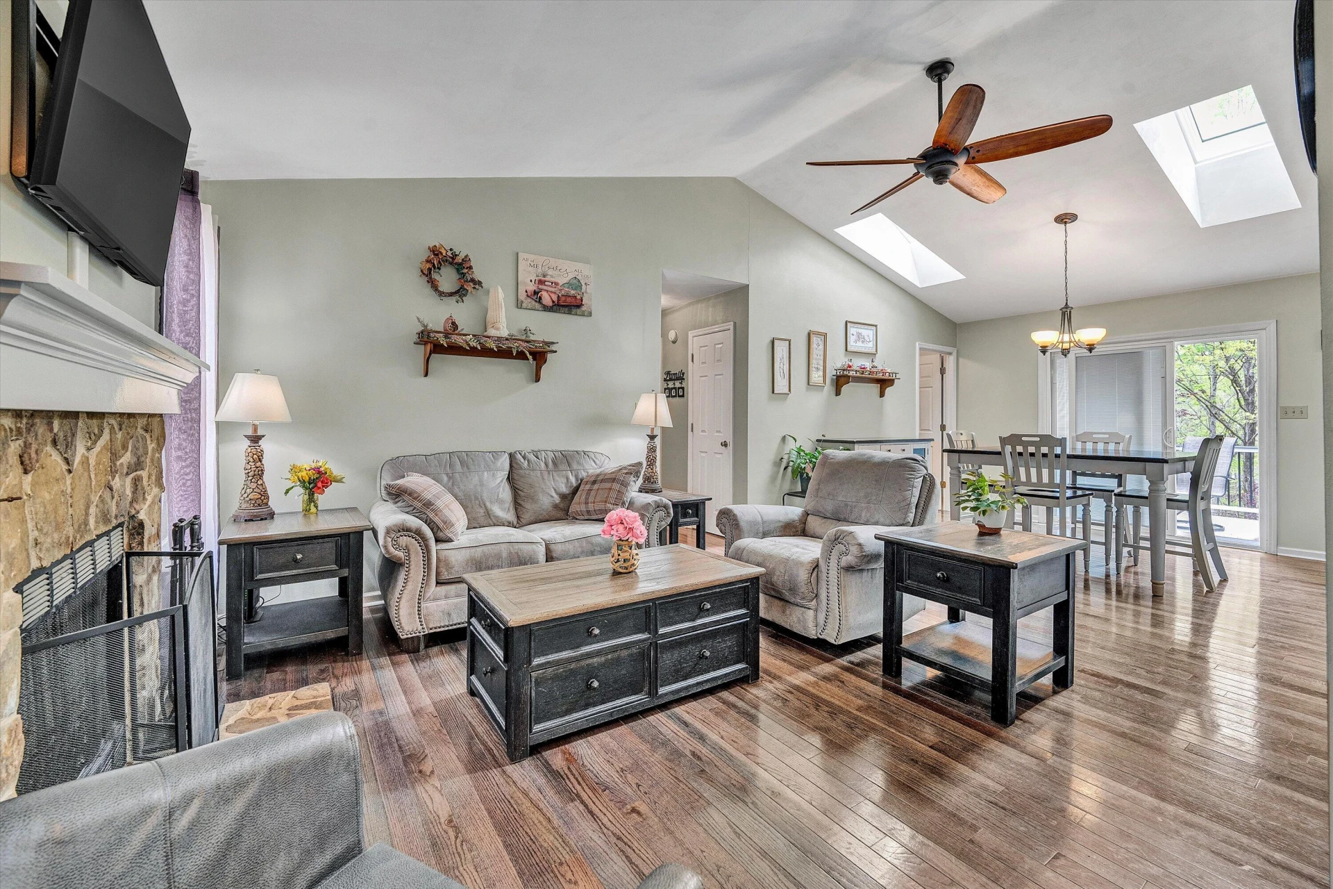 1681 Diamond Hill RD - Photo 5