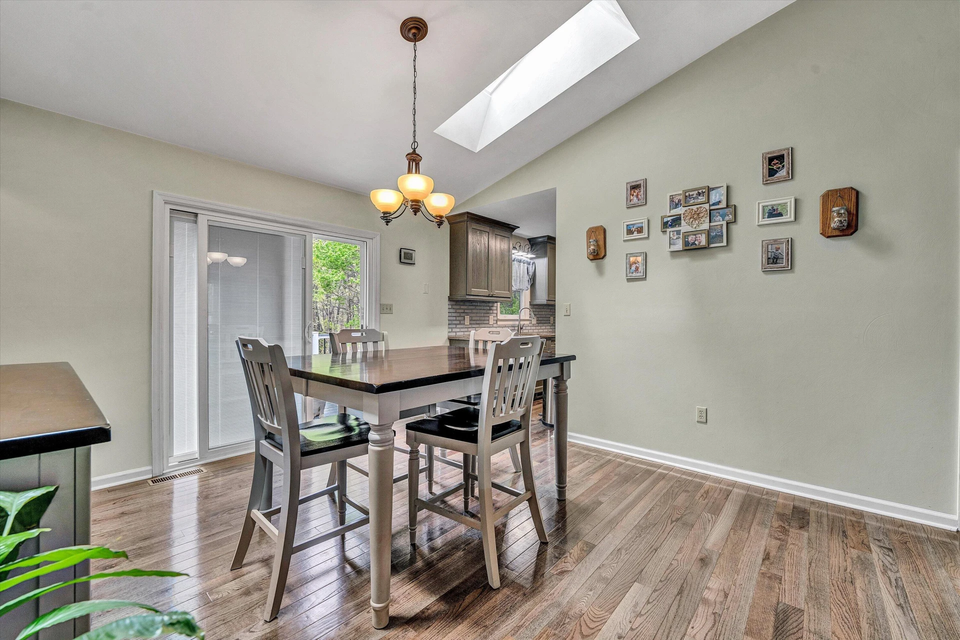 1681 Diamond Hill RD - Photo 8