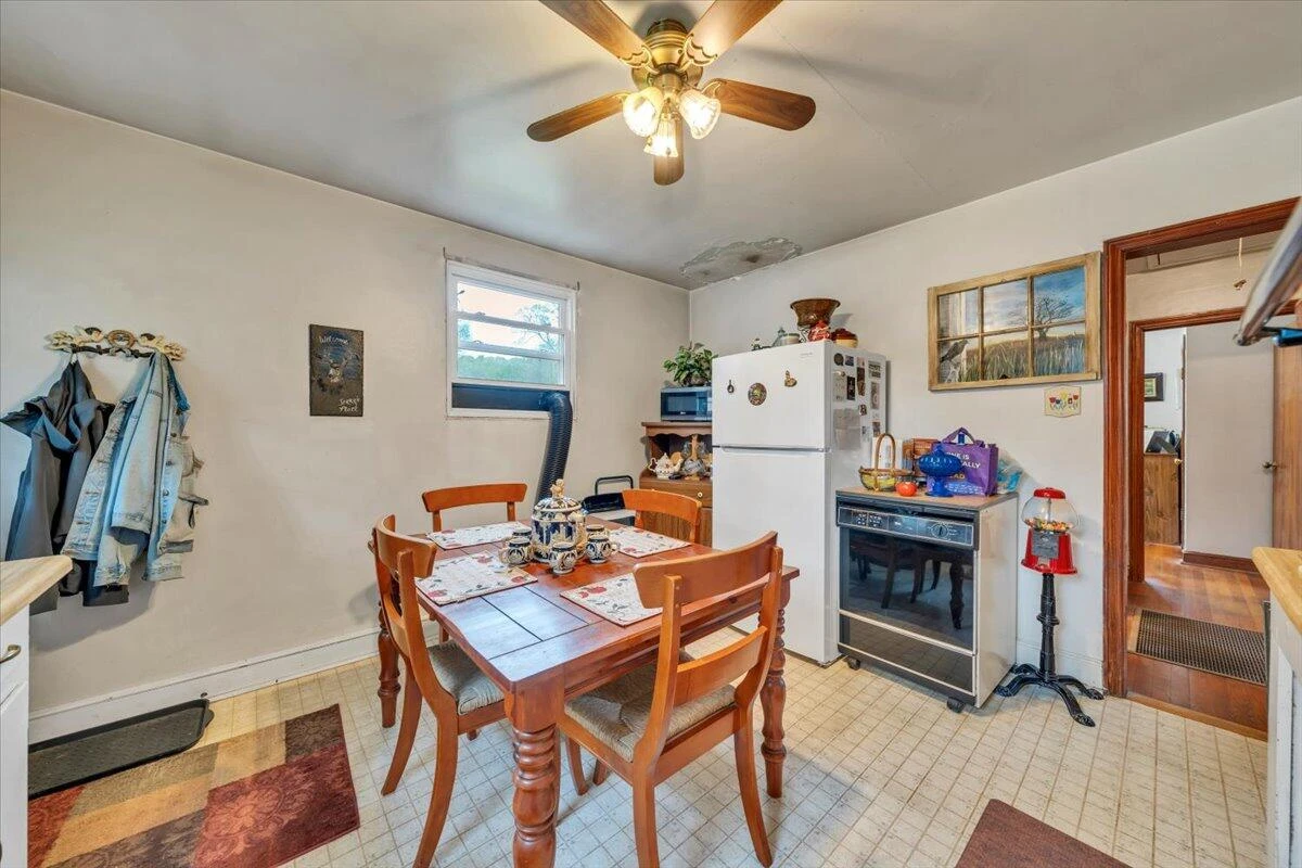 3302 Troxell RD SE - Photo 10