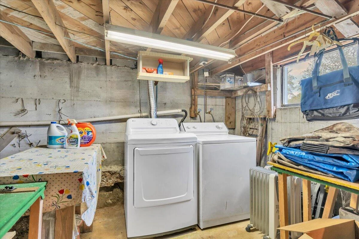 3302 Troxell RD SE - Photo 19