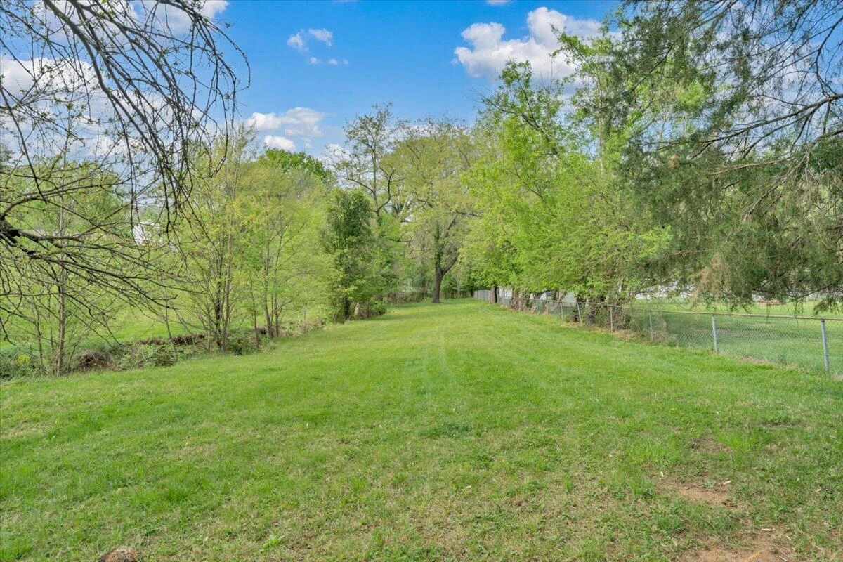3302 Troxell RD SE - Photo 27