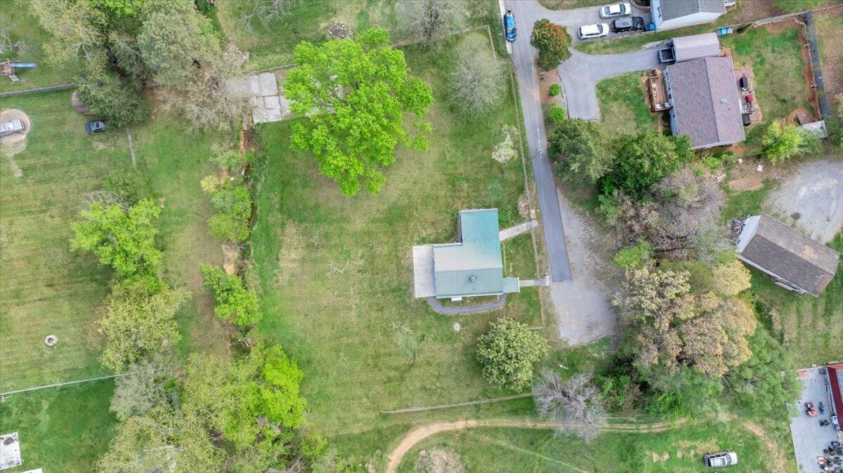 3302 Troxell RD SE - Photo 37