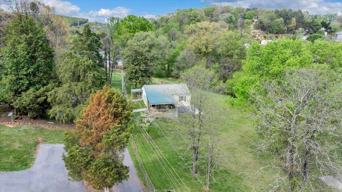 3302 Troxell RD SE - Photo 38